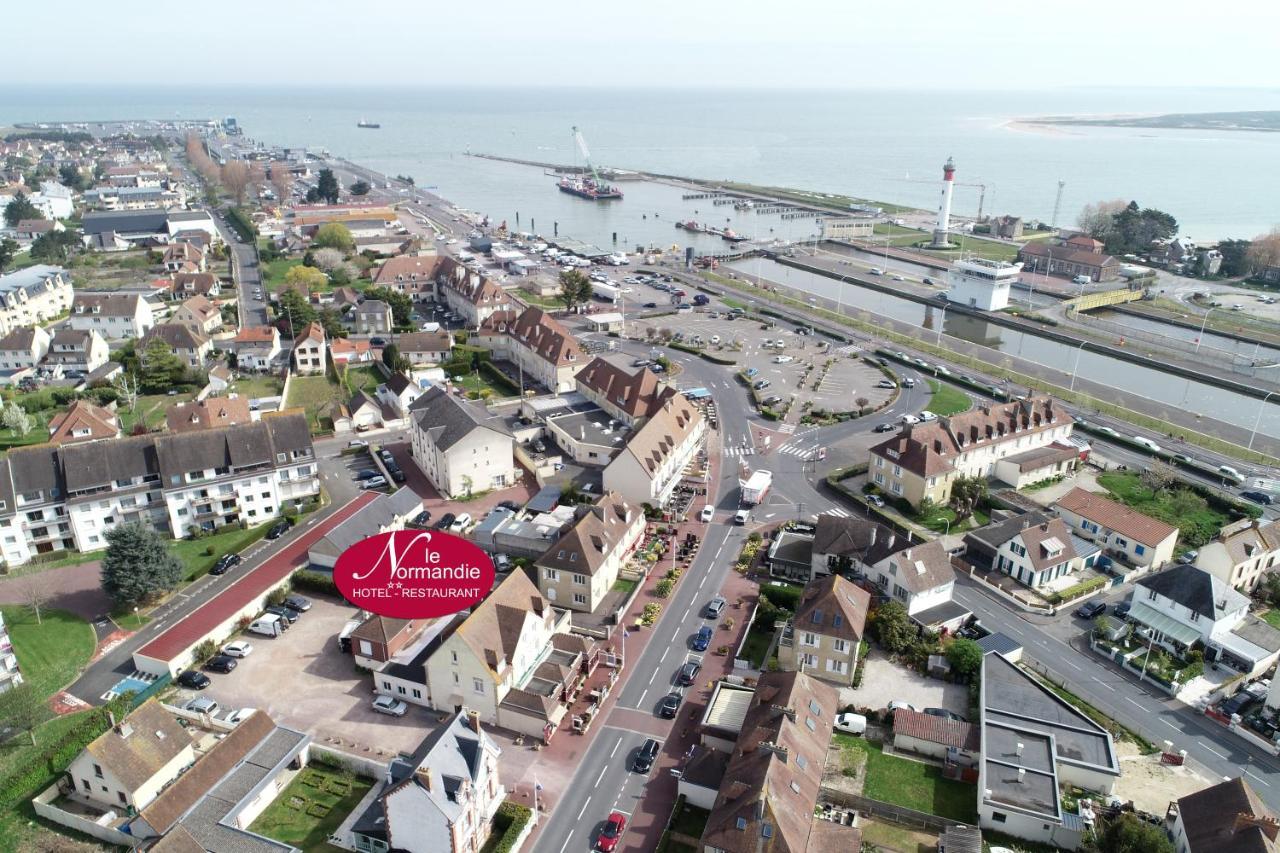 Hotel-Restaurant Le Normandie Luc-sur-Mer Exteriör bild